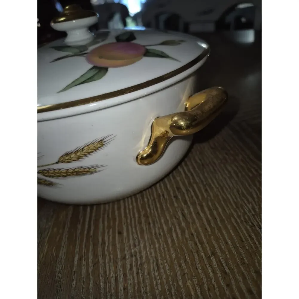 💥 Royal Worcester Evesham Porcelain 7” Round Covered Casserole Gold Accents